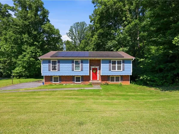 4810 Hemphill Dr, Winston Salem, NC 27105