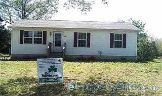 2nd image of 4784 Lake Rd