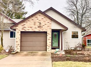 820 Martha Dr, Huron, OH