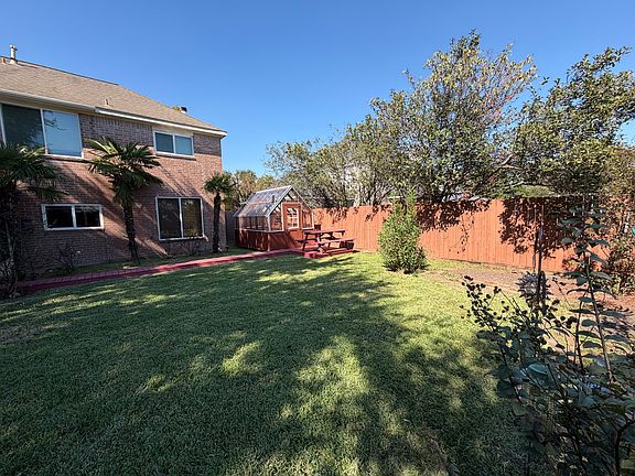 3rd image of 6710 Creek Village Dr