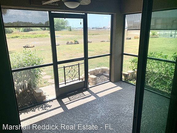4th image of 329 Shadow Lakes Dr