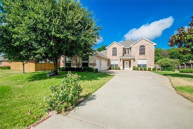 1st image of 104 Dogwood Trl