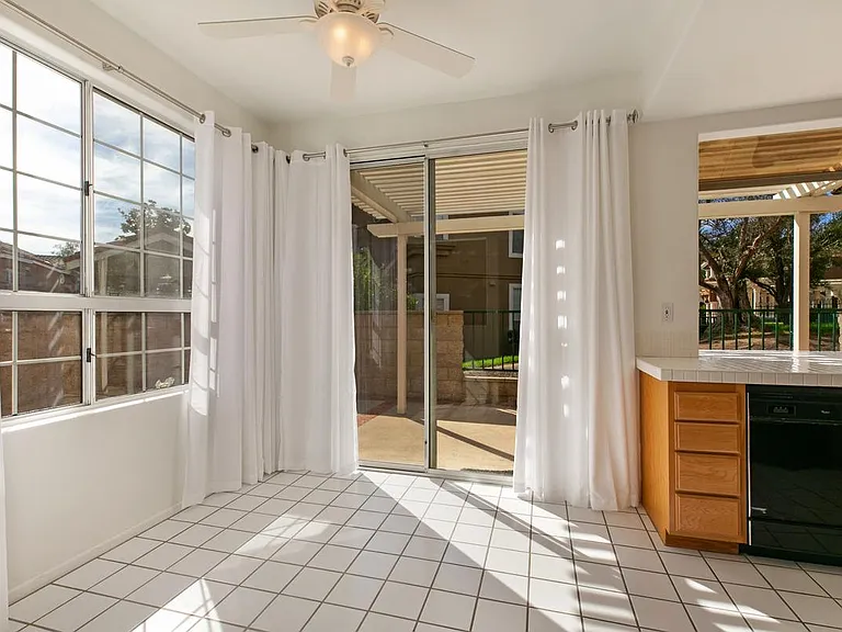 132 Matisse Cir — Photo 12