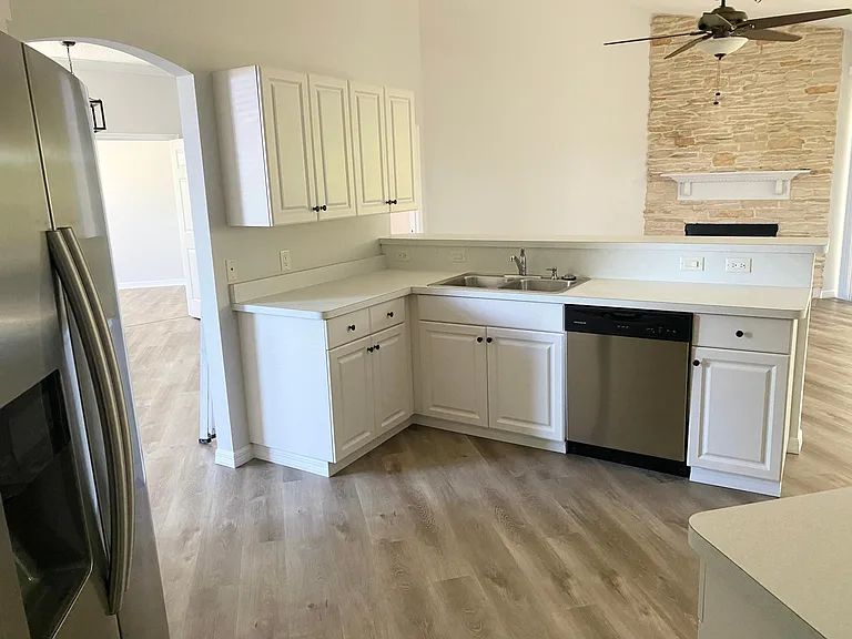 5477 Ashton Manor Dr — Photo 7