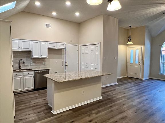 4th image of 2026 Mallard Dr