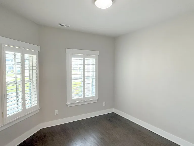 408 Raleigh Elm Dr — Photo 24