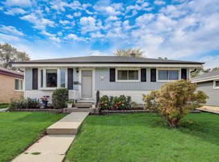 3221 S 98th St, Milwaukee, WI 53227