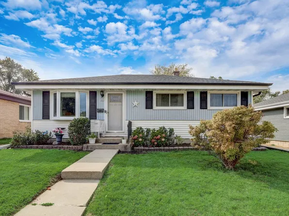 3221 South 98th STREET, Milwaukee, WI 53227