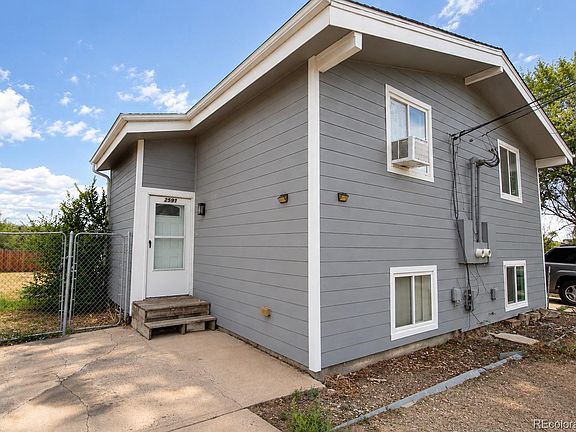 2nd image of 2581 W 66th Place