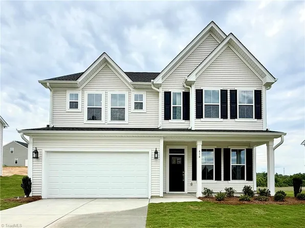 414 Yarrow Dr, Lexington, NC 27295