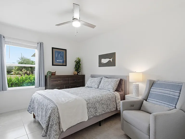 2220 SE Lucaya St — Photo 18