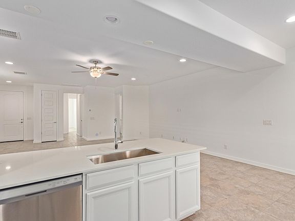 4th image of 16394 W Saguaro Park Ln