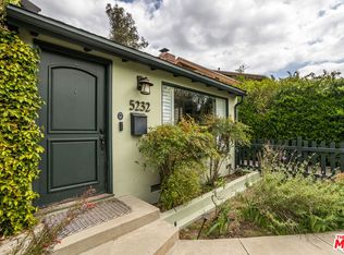 5232 Irvine Ave, North Hollywood, CA 91601