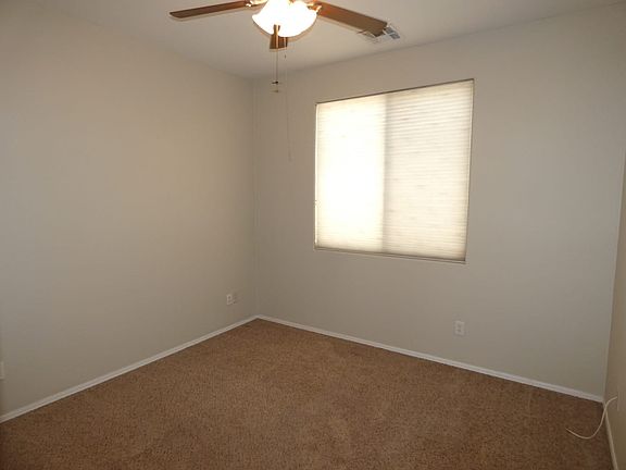 5th image of 1021 E Julian Dr