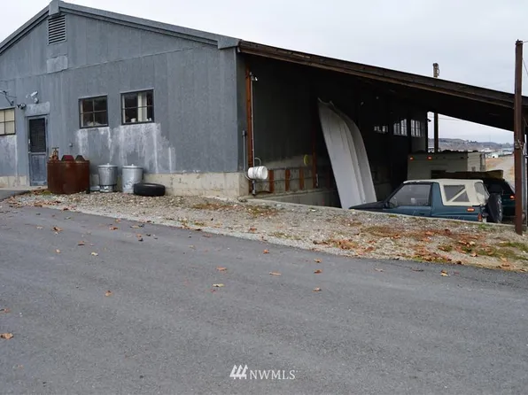 25796 Us Highway 97, Brewster, WA 98812