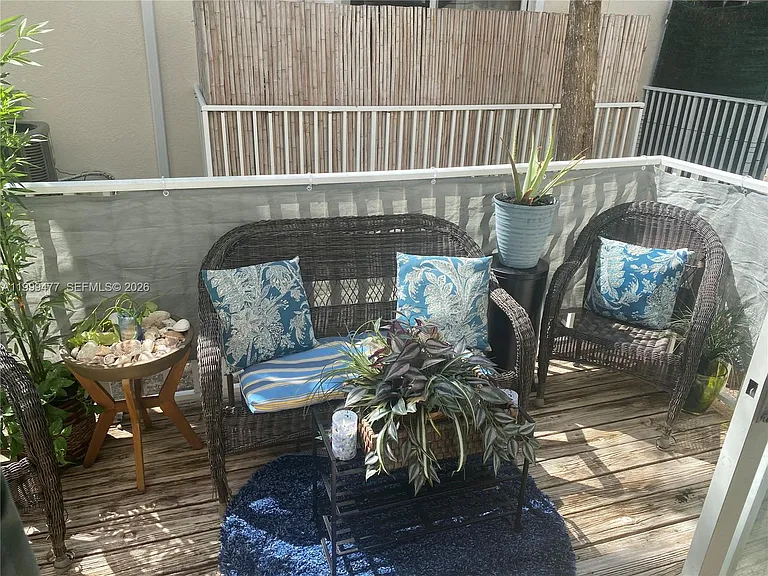 3304 Lisa Ln #102 — Photo 33