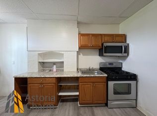 518 E 23rd St, Baltimore, MD 21218