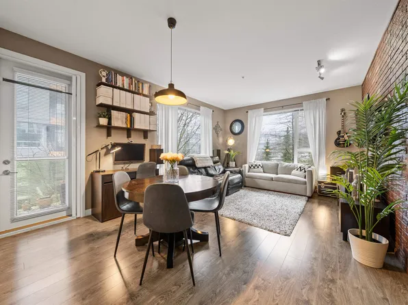 9250 University High St #516, Burnaby, BC V5A 0B3