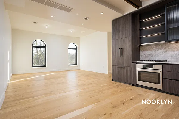 Rented by Nooklyn NYC LLC | media 51