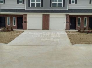 2761 W Kilimanjaro Way, Rogers, AR 72758