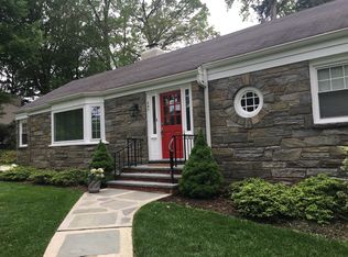 697 Terrace Hts, Wyckoff, NJ 07481