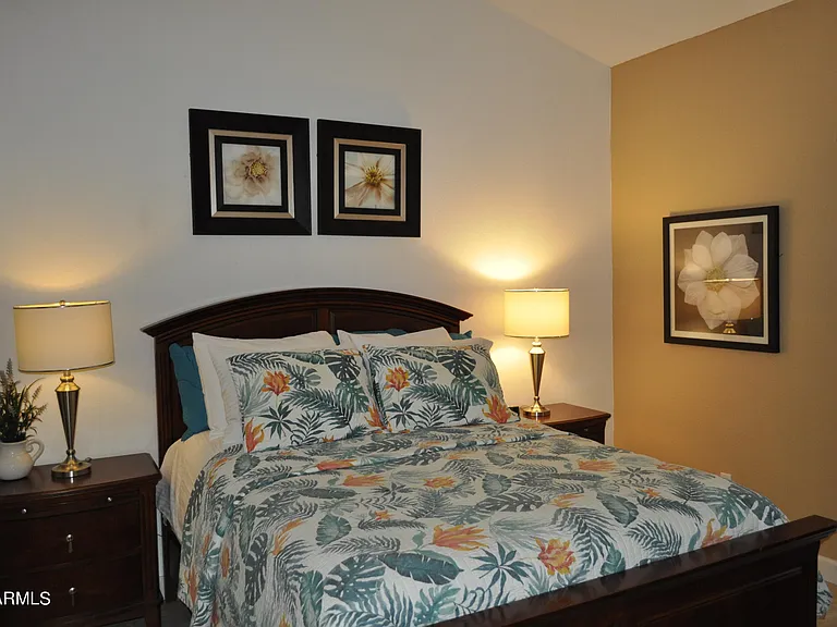 11032 N 28th Dr #303 — Photo 10