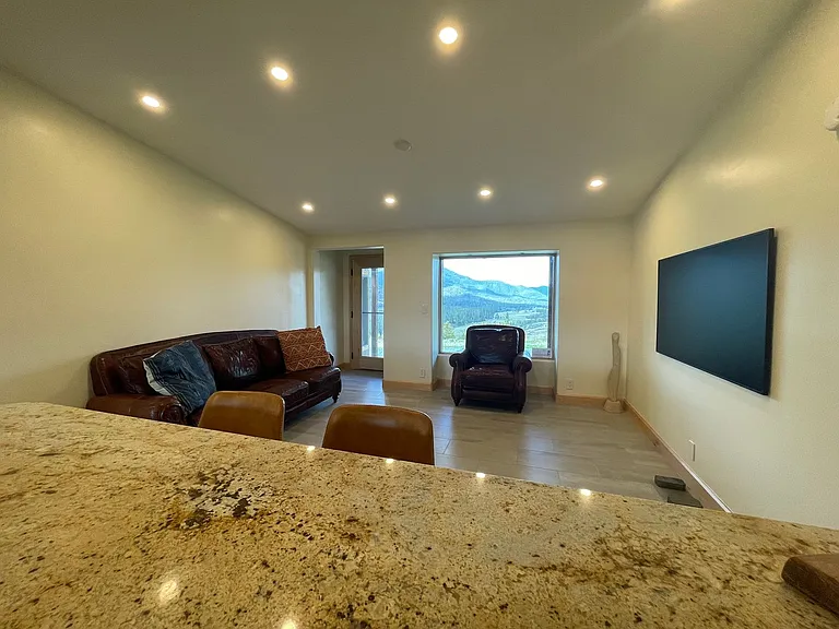 2103 Little Applegate Rd — Photo 15