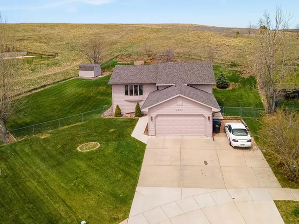4303 Paddock Ct, Rapid City, SD 57701