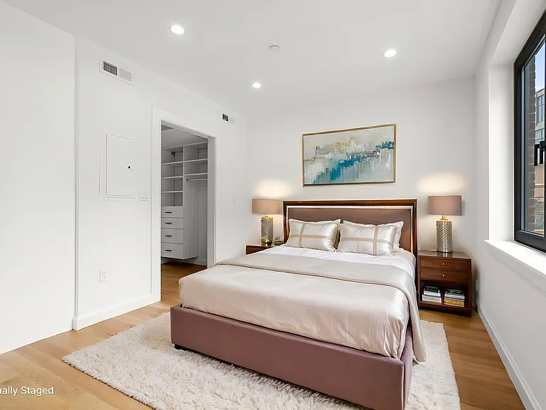 1618 Beacon St #3 — Photo 4
