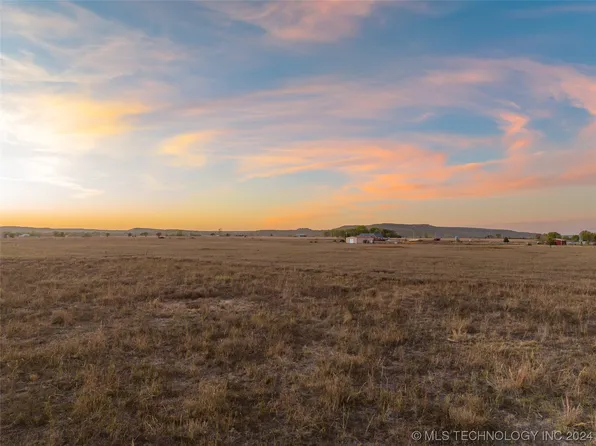 6 Happy Camp Rd, Beggs, OK 74421