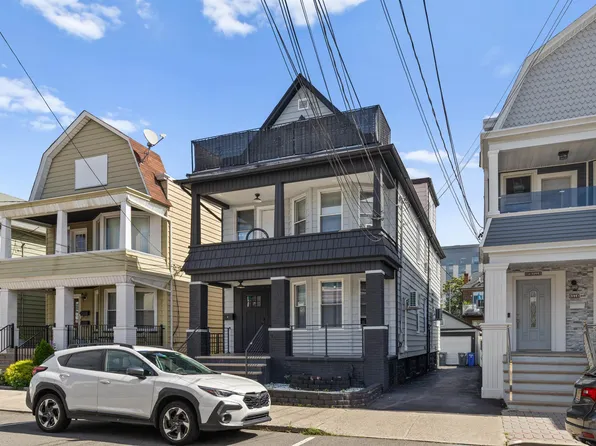 8516 3rd Avenue image 1 of 15