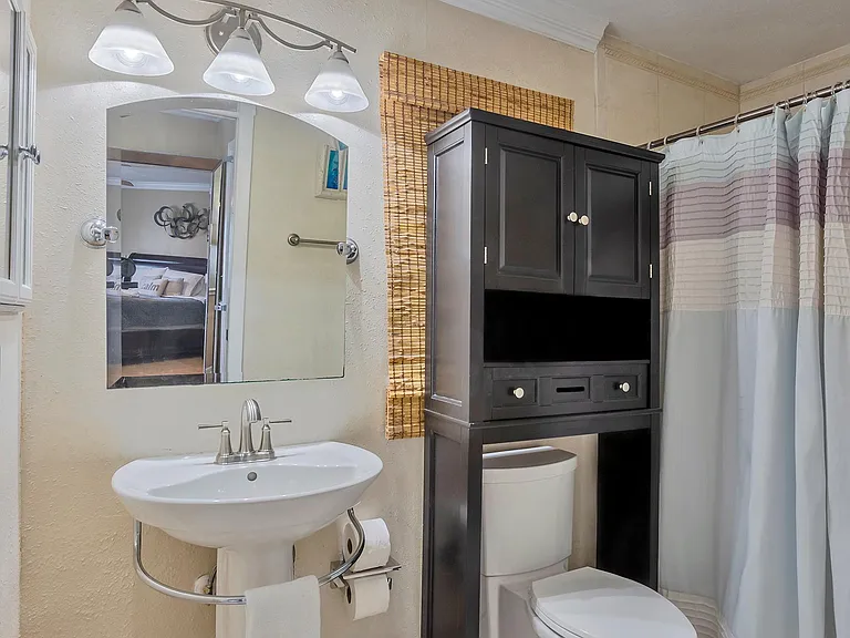 3911 Americana Dr — Photo 15