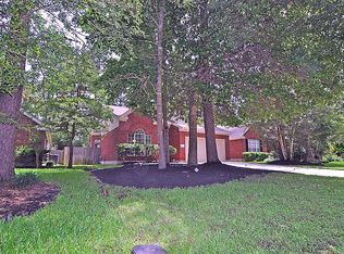 114 N Willow Point Cir, Spring, TX 77382