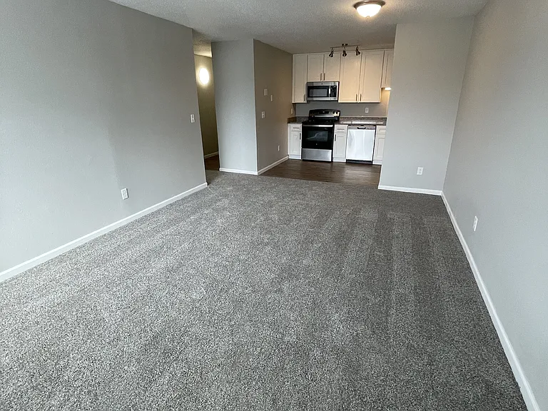 Countryside Apartments — Photo 15