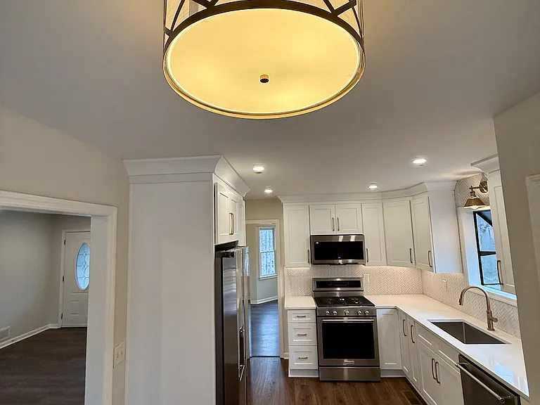 821 White Stag Ln — Photo 5