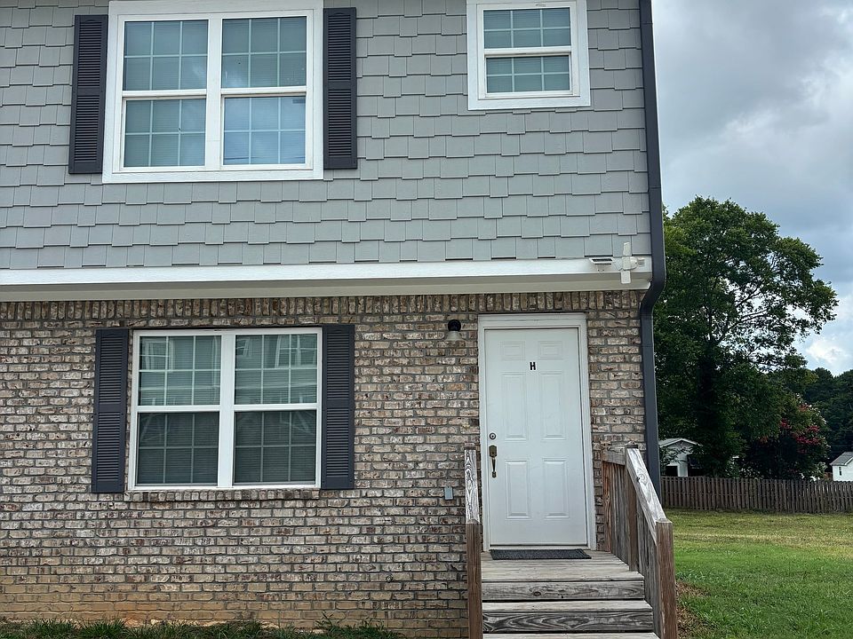 1st image of 245 New Prospect Rd