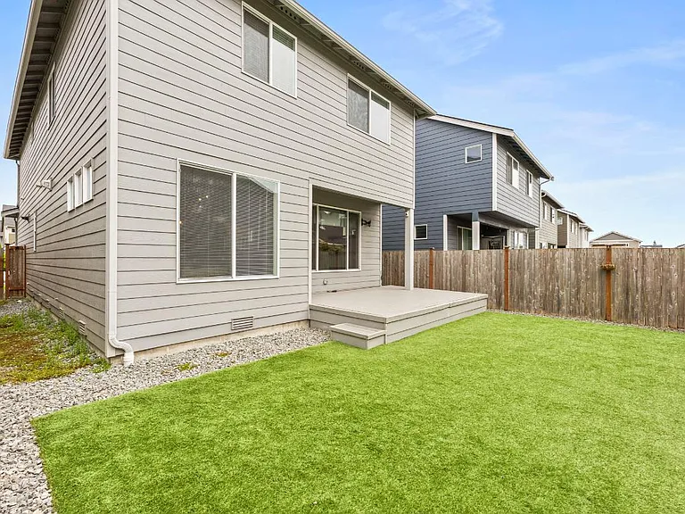 9966 Dain St SE — Photo 37