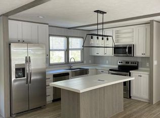 97 Enterprise Dr, Fairview, NC 28730