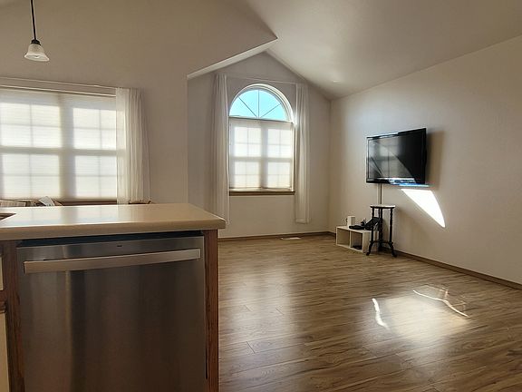5th image of 714B Skyla Ct #B