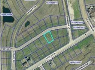 2425 Foxtail Ln, Faribault, MN 55021