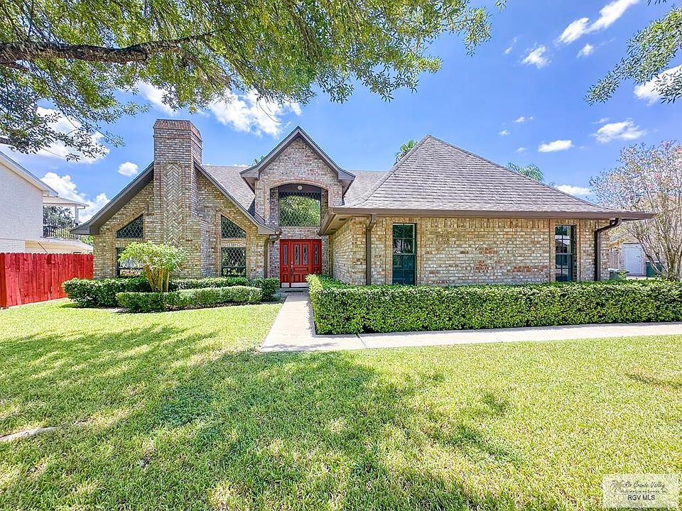 1st image of 2702 Lazy Lake Dr