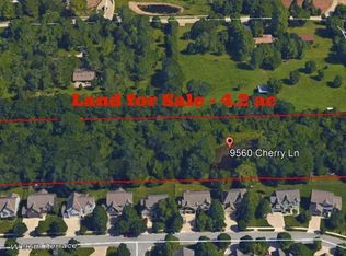 9560 Cherry Ln, Lenexa, KS 66220