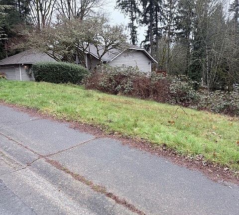 2nd image of 14708 SE 145th Place