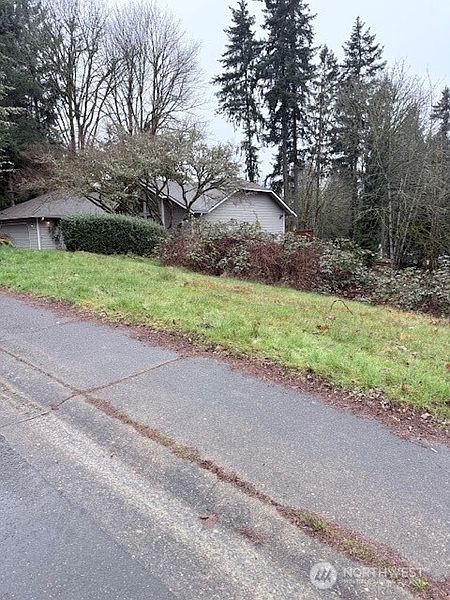 2nd image of 14708 SE 145th Place