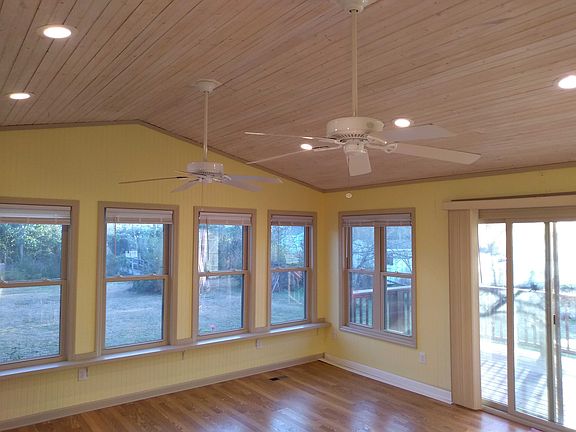 Sun-room Area