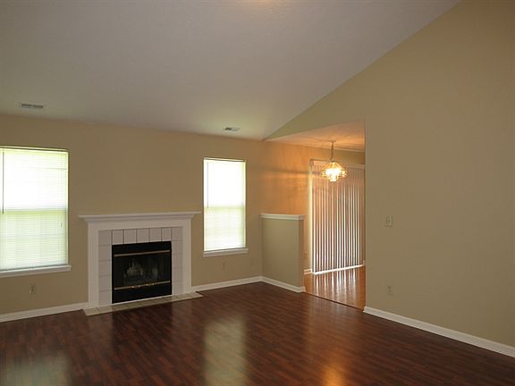 4th image of 3836 Rosefinch Cir