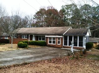 390 Lakeview St, Griffin, GA 30223