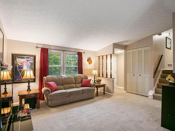 5th image of 2264 Quartz St