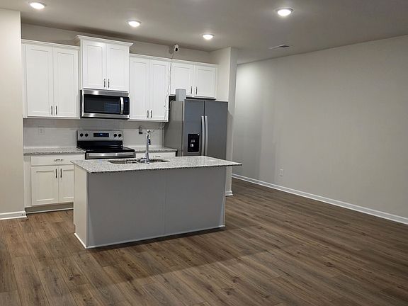 5th image of 6386 Sundowner Pl SW