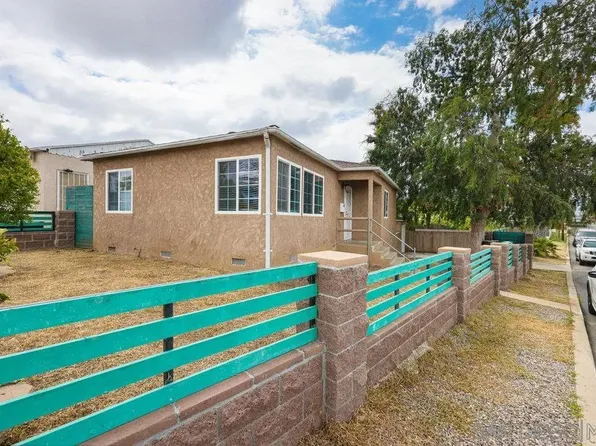 2361 Hopkins St, San Diego, CA 92139